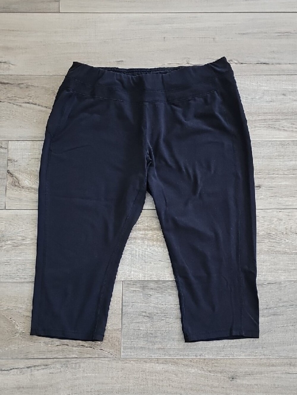 Tek Gear Active Capri Athleisure Leggings Black 1X